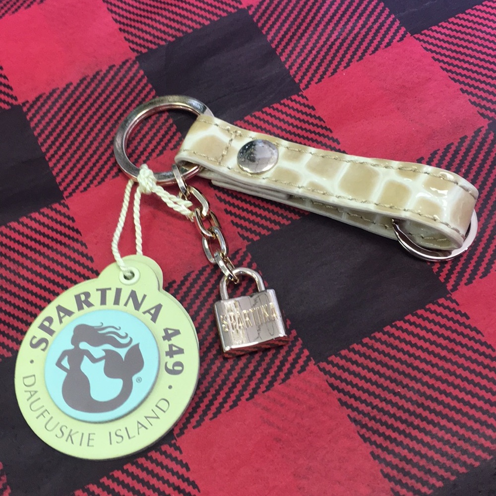 Croc Padlock Keychain